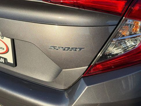 Used 2021 Honda Civic Sport image 6
