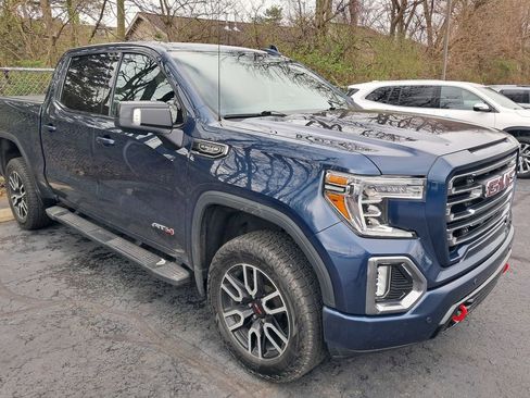 Used 2020 GMC Sierra 1500 AT4 w/ AT4 Premium Package AWD/4WD image 6