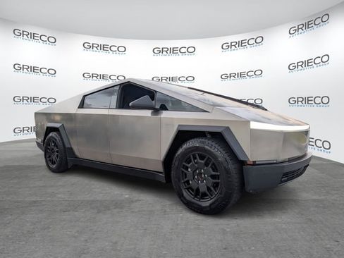 Used 2024 Tesla Cybertruck AWD Crew Cab image 1