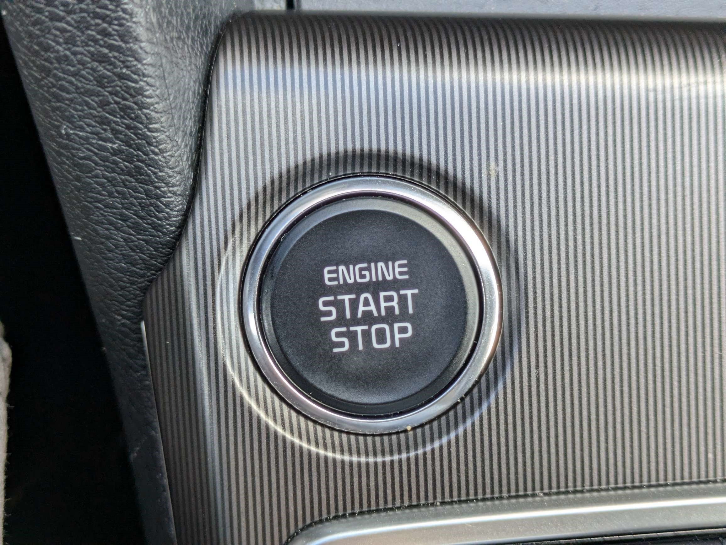 Used 2026 Kia Sportage EX FWD image 29