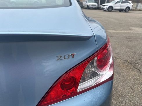 Used 2011 Hyundai Genesis 2.0T image 10