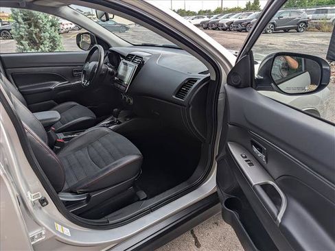 Used 2024 Mitsubishi Outlander Sport AWD image 11