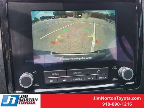 Used 2023 Nissan Frontier SV w/ Tow Package AWD/4WD image 17