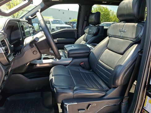 Certified 2024 Ford F150 Platinum w/ Equipment Group 702A High AWD/4WD image 16
