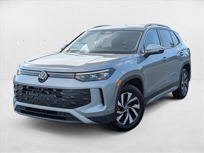 New 2025 Volkswagen Tiguan S