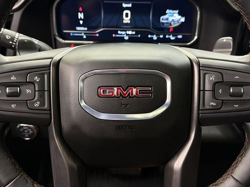 Used 2024 GMC Sierra 1500 AT4 w/ Technology Package AWD/4WD image 26