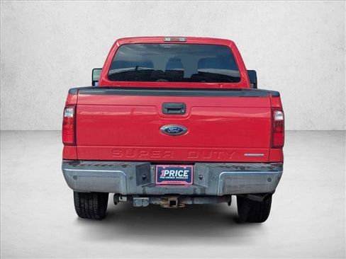 Used 2015 Ford F250 XLT w/ XLT Premium Package image 6