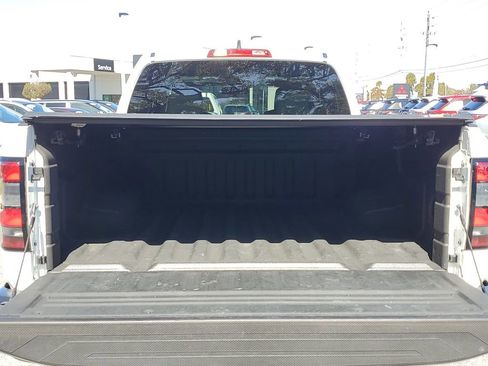 Used 2022 Nissan Frontier S w/ Technology Package image 7