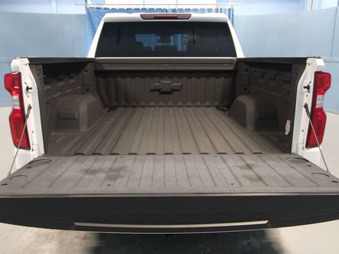 Used 2022 Chevrolet Silverado 1500 RST image 40