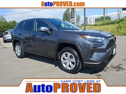 Used 2023 Toyota RAV4 LE AWD/4WD image 1