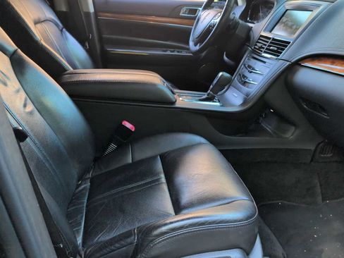 Used 2014 Lincoln MKT AWD w/ Equipment Group 201A image 21