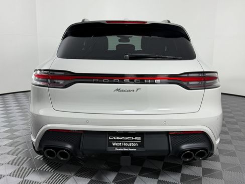 Certified 2026 Porsche Macan Turbo AWD/4WD image 10