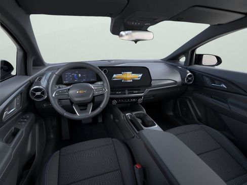 Used 2025 Chevrolet Equinox EV LT FWD image 15