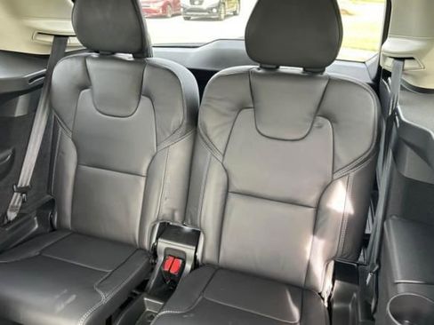 Used 2024 Volvo XC90 T8 Ultimate w/ Lounge Package AWD/4WD image 5