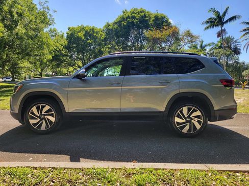 Used 2026 Volkswagen Atlas SE FWD image 4
