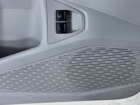 Used 2023 Volkswagen Jetta SE FWD image 21