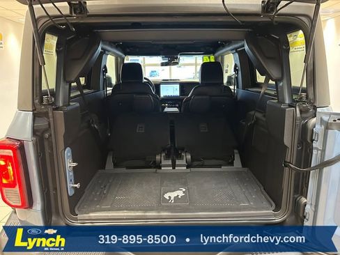 Used 2024 Ford Bronco Black Diamond image 17