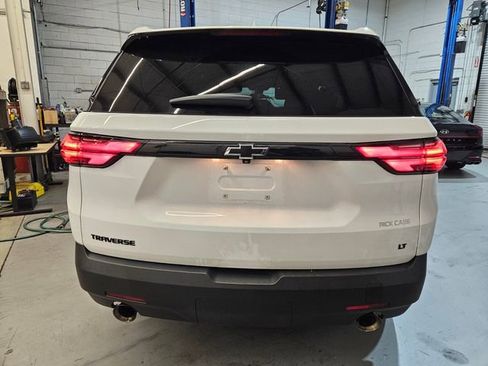 Used 2023 Chevrolet Traverse LT image 6