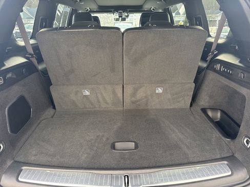 Used 2023 Jeep Grand Cherokee L Overland w/ Luxury Tech Group IV image 12