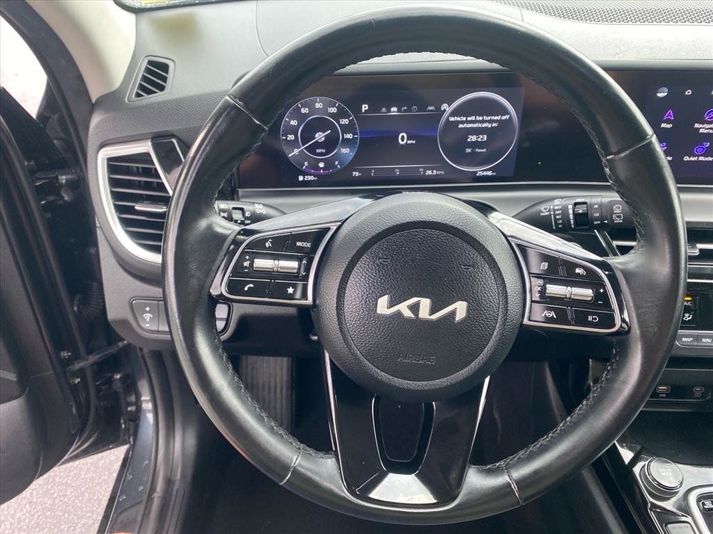 Certified 2024 Kia Seltos S AWD/4WD image 11