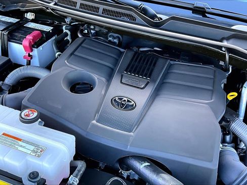 Used 2026 Toyota Tundra SR5 w/ SX Package RWD image 31