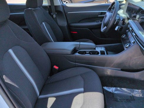 Used 2025 Hyundai Sonata SEL FWD image 22