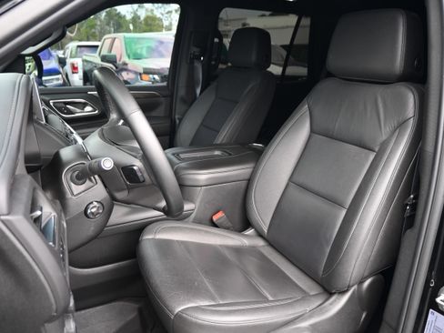Used 2024 Chevrolet Tahoe Z71 w/ Luxury Package AWD/4WD image 16