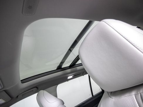 Used 2026 Toyota Grand Highlander FWD image 29