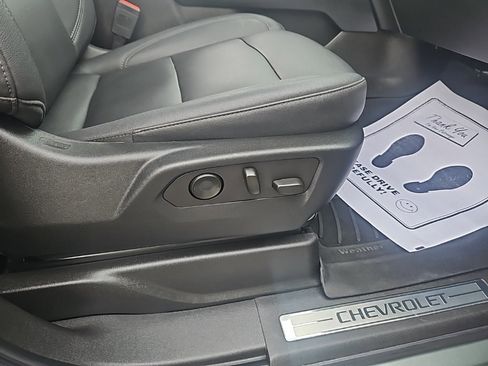 Used 2023 Chevrolet Tahoe LT w/ Luxury Package image 25