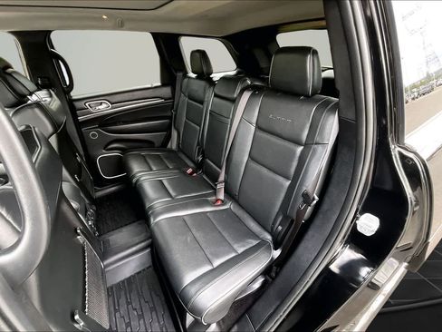 Used 2019 Jeep Grand Cherokee Summit AWD/4WD image 13