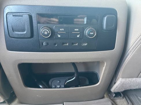 Used 2017 Chevrolet Tahoe Premier AWD/4WD image 11