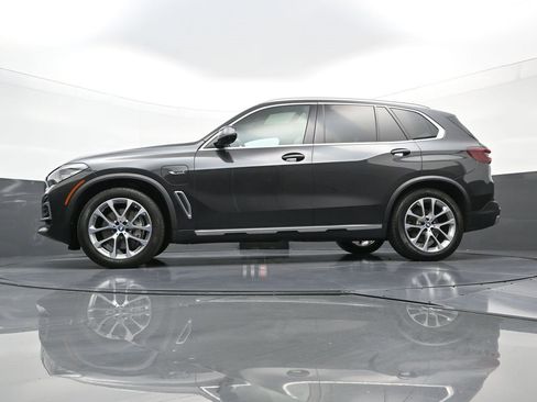 Used 2023 BMW X5 xDrive45e w/ Climate Comfort Package image 25