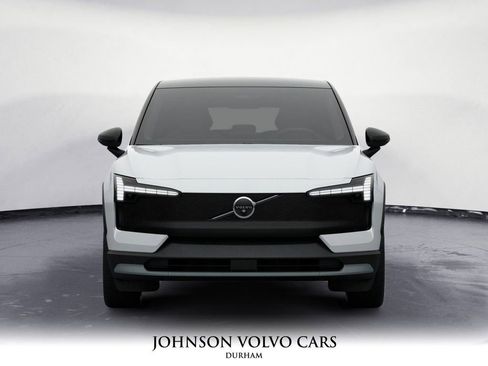 New 2026 Volvo EX30 Cross Country Ultra image 2
