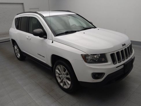 Used 2017 Jeep Compass Sport w/ Power Value Group AWD/4WD image 13