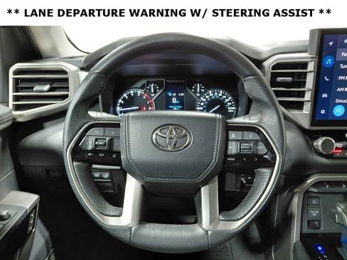 Used 2023 Toyota Tundra Limited image 5