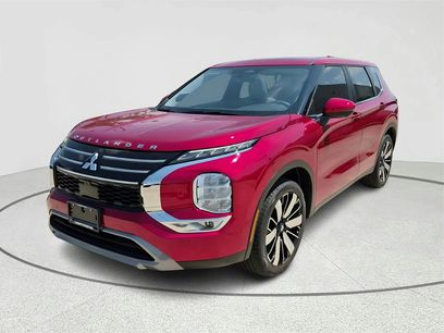 New 2025 Mitsubishi Outlander SE