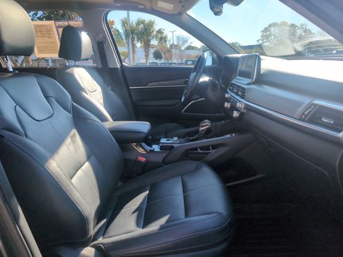 Used 2022 Kia Telluride EX w/ EX Premium Package image 34