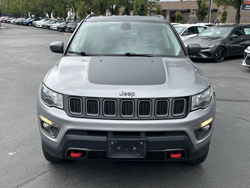 Used 2019 Jeep Compass Trailhawk AWD/4WD image 3