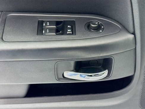 Used 2013 Dodge Challenger R/T image 20