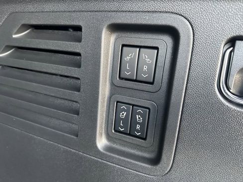 New 2025 Buick Enclave Sport Touring w/ Power Package image 36