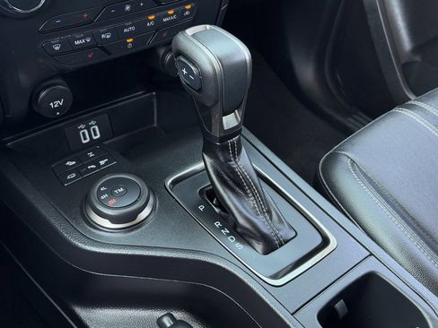 Used 2023 Ford Ranger Lariat w/ Equipment Group 501A High AWD/4WD image 19