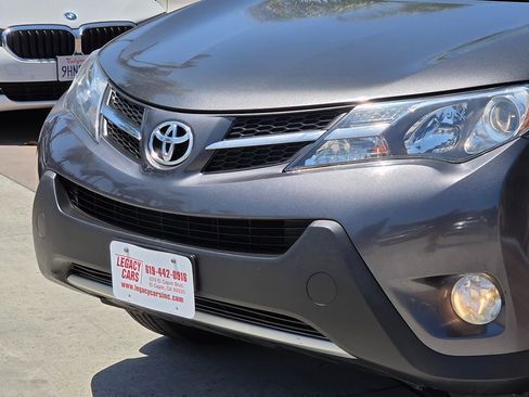 Used 2014 Toyota RAV4 XLE FWD image 7
