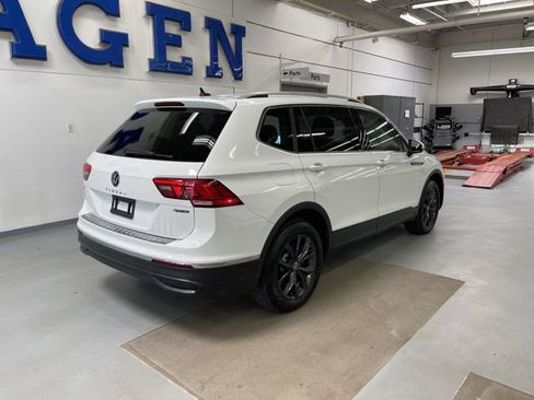 Certified 2022 Volkswagen Tiguan SE AWD/4WD image 4
