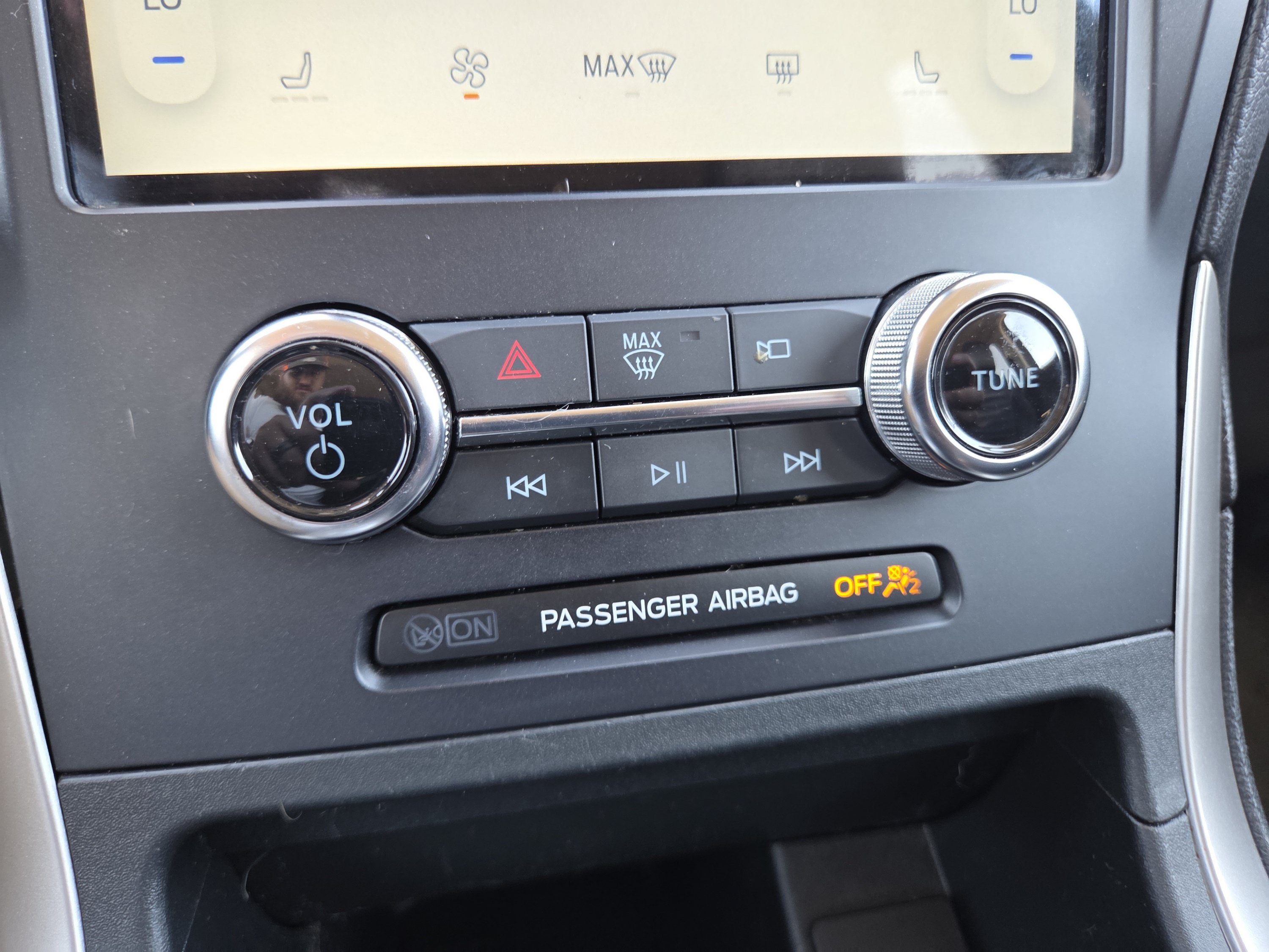 Used 2024 Ford Edge SEL AWD/4WD image 28