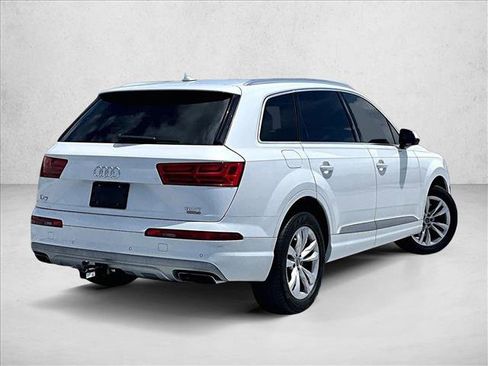 Used 2018 Audi Q7 3.0T Premium Plus w/ Premium Plus Package AWD/4WD image 2
