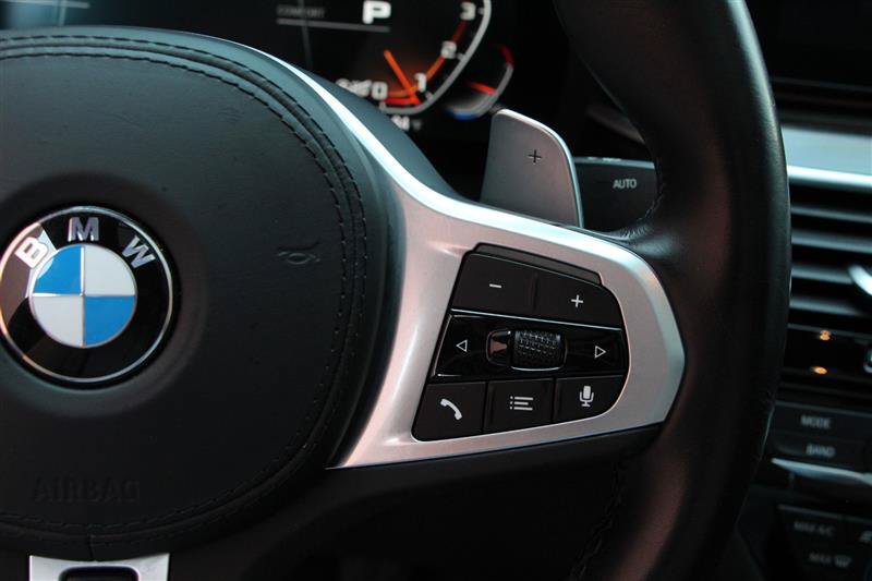 Used 2023 BMW M550i xDrive AWD/4WD image 28
