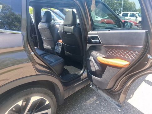 Used 2022 Mitsubishi Outlander SEL AWD/4WD image 22