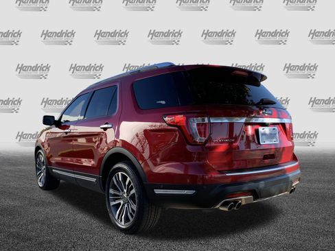 Used 2018 Ford Explorer Platinum image 8