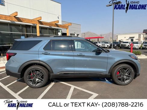 New 2026 Ford Explorer ST-Line w/ ST-Line Street Pack AWD/4WD image 4