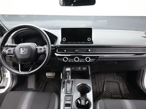 Used 2024 Honda Civic Sport image 10
